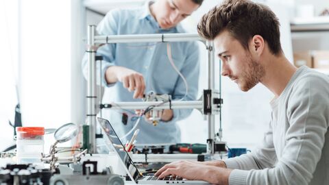Junge Informatik-Studenten forschen Junge Informatik-Studenten forschen