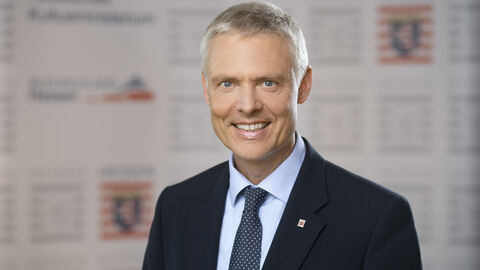 Kultusstaatssekretär Dr. Manuel Lösel