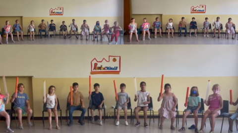 Schüler und Schülerinnen der Riedhofschule in Frankfurt