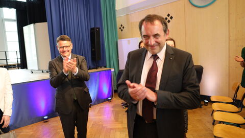 Vereidigung neuer Lehrkräfte - Wiesbaden Vereidigung neuer Lehrkräfte - Wiesbaden