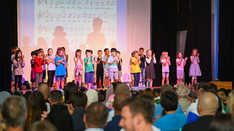 Einschulungsfeier Grundschule Bierstadt Einschulungsfeier Grundschule Bierstadt