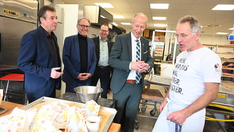 Armin Schwarz besucht Berufsschulzentrum Limburg