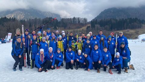 Die hessische Wintersport-Auswahl Jugend trainiert für Olympia & Paralympics