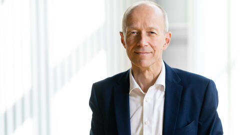 Bildungsminister Armin Schwarz Bildungsminister Armin Schwarz