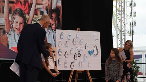 Grundschule, 1. Platz: Pinguinklasse der Grundschule im Ried Reichelsheim